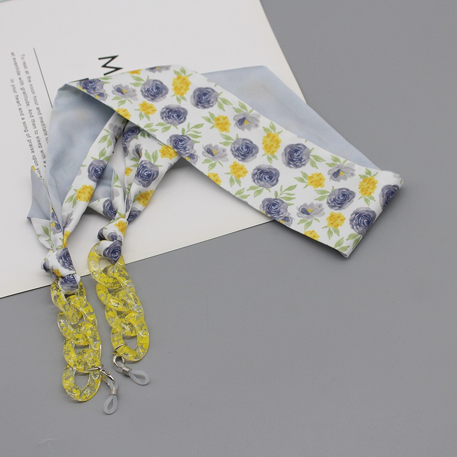 Bohemia Print Silk Scarf Glass - مراجعة Mask Chain Holder وسعره